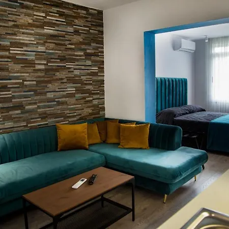 Lucas Premium Apartmán Tirana